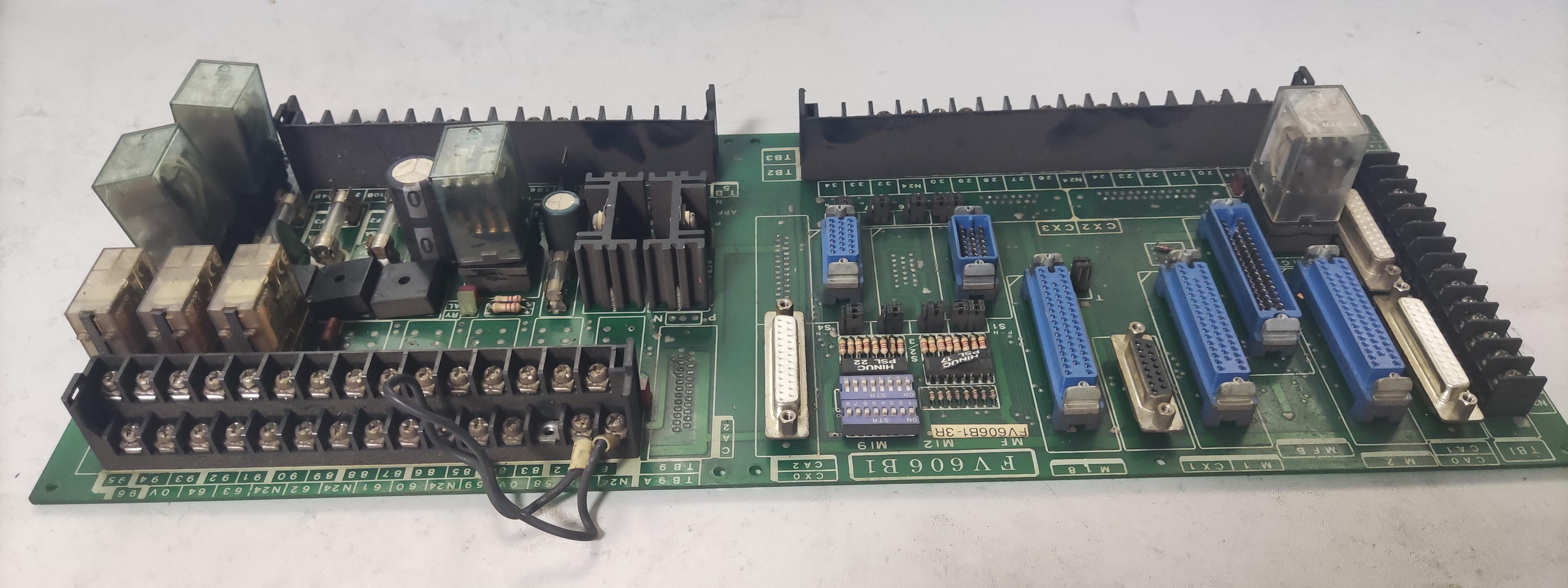 機床電路板.jpg 機床電路板.jpg